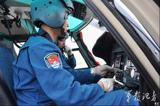 中国海军航空兵学院新型舰载机形成教学能力