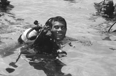 马尔代夫军警哗变 政治动荡未波及中国游客