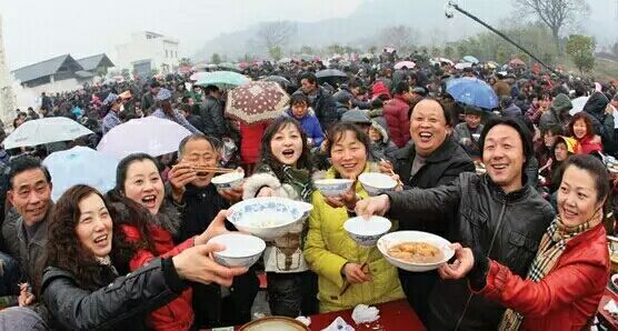 体验特色农家杀猪饭,提前感受新年味!