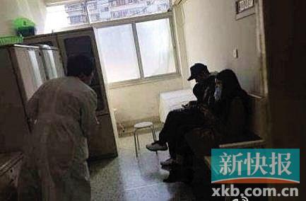 王力宏看病遭护士偷拍 网友：偷拍病人十分可耻(图)