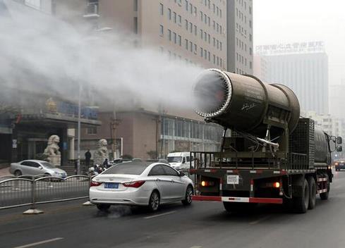 郑州惊现巨型大炮式防霾神器 雾霾有何危害该