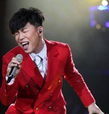 我是歌手第三季0123期直播:张靓颖刀锋靓嗓唱