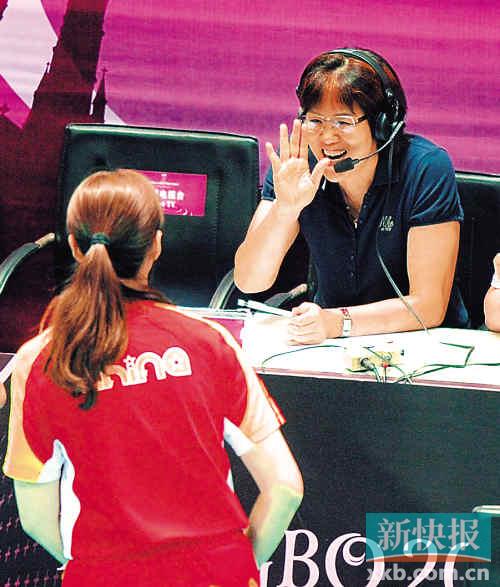 林丹爆粗口央视美女解说花容失色:确实不雅