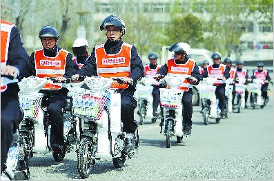 济南交警详解轻微事故快处快赔新办法分四步走