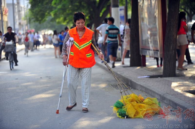 潼关县有多少人口_... 微信 扶不扶潼关版 当老人在医院门口突然摔倒后...(2)