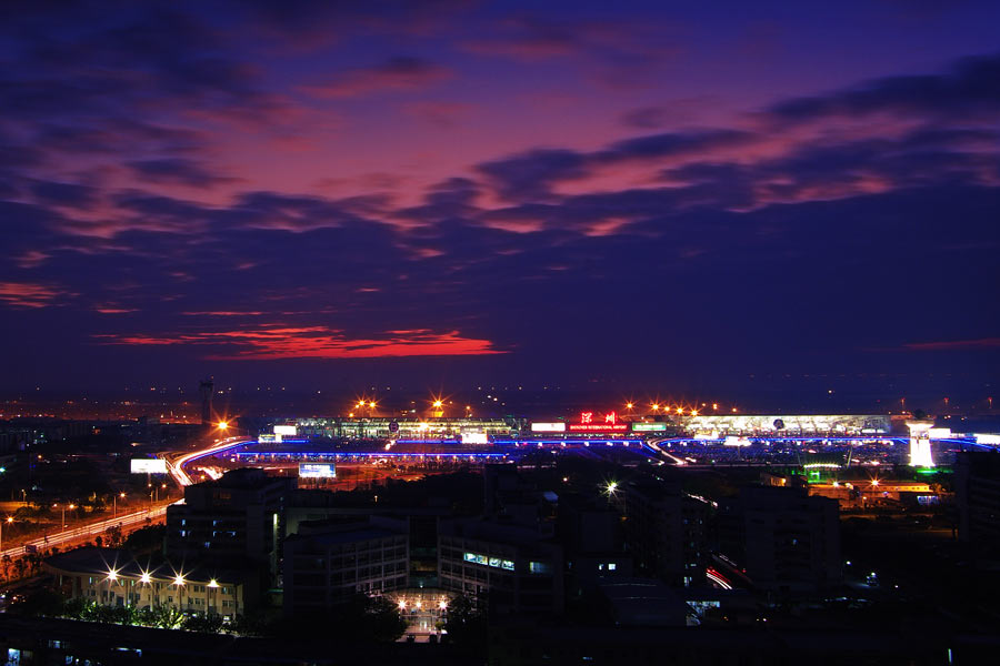 2011年中国内地机场吞吐量排名前十名