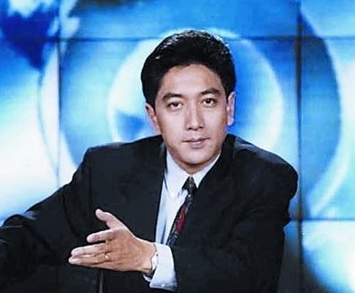 何炅老婆_何炅一年的收入(3)