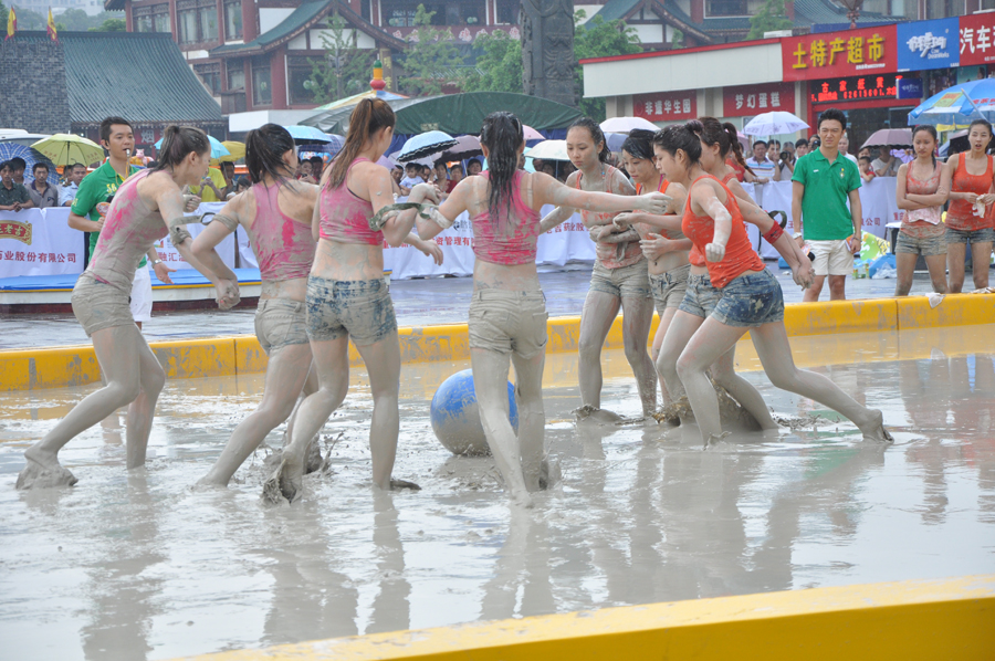 《妹儿雄赳赳》第二季重庆战队拔得头筹