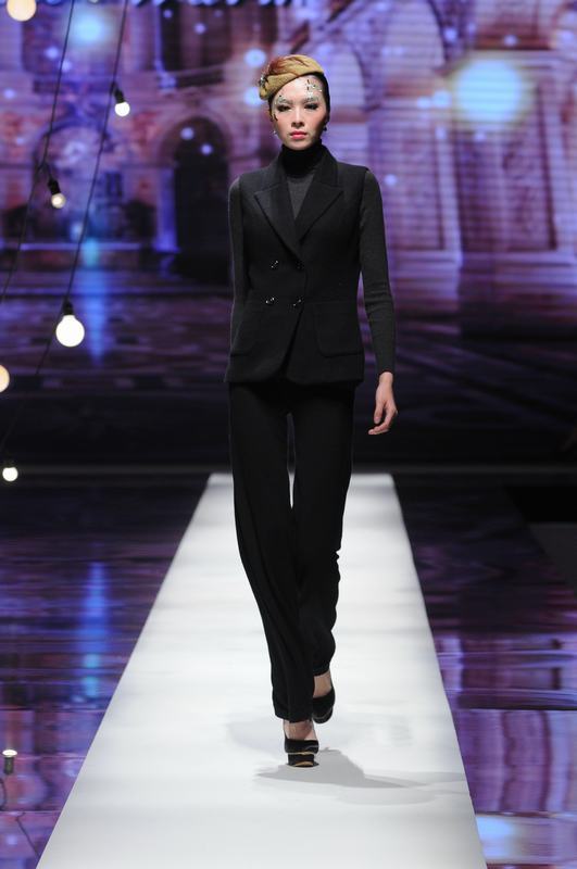 2013年10月27日，蕾沃尔•庄淦然时装发布会在中国国际时装周上精彩亮相。