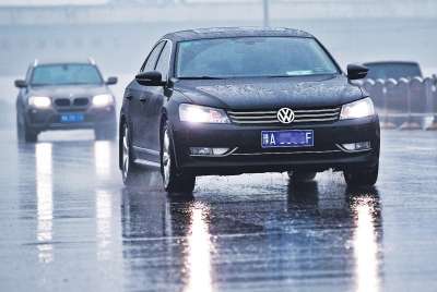 一汽大众身陷断轴门+不换轴只打\补丁\引质疑