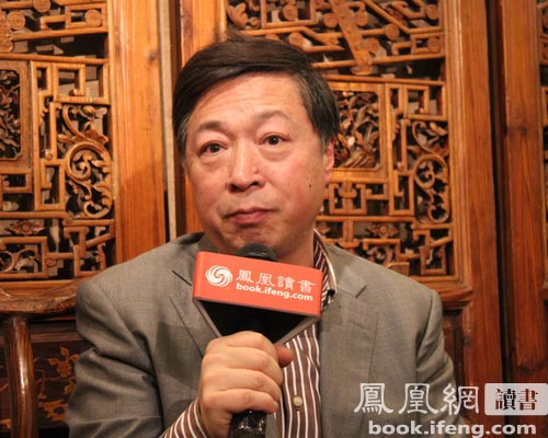 何亮亮最近 rdn_4fbca347afff2.jpg