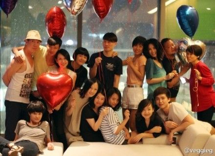 李亚鹏贺王菲生日：生日快乐 我的高中女生(图)