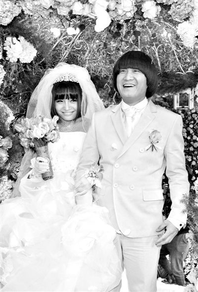蘑菇兄弟与相恋13年女友在京完婚 庾澄庆未到场(图)