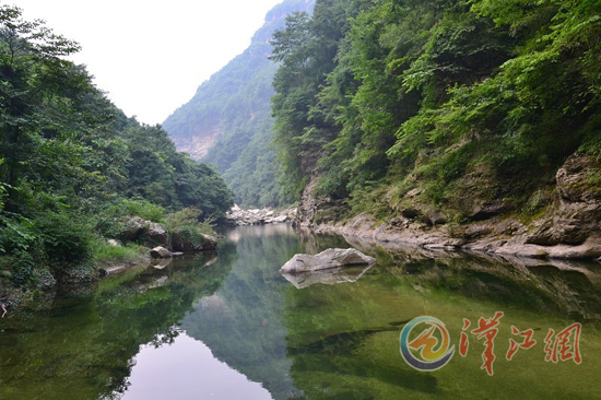 探访谷城班河金雕峡 原生态景观魅力无限