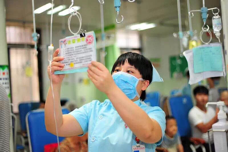 海南省人民医院创建优质护理服务门诊 缓解看