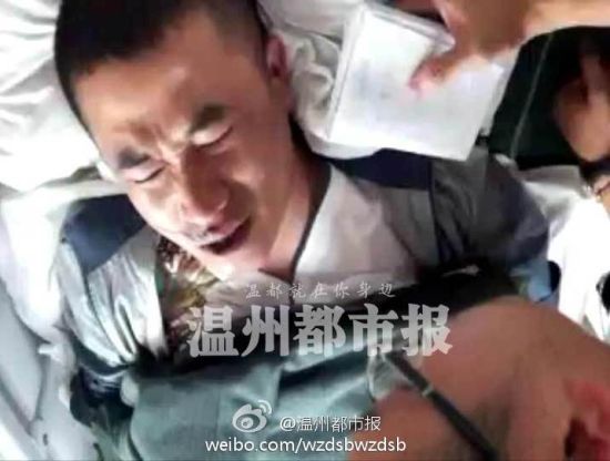 浙江苍南被城管打伤市民正在医院治疗(图)-中国