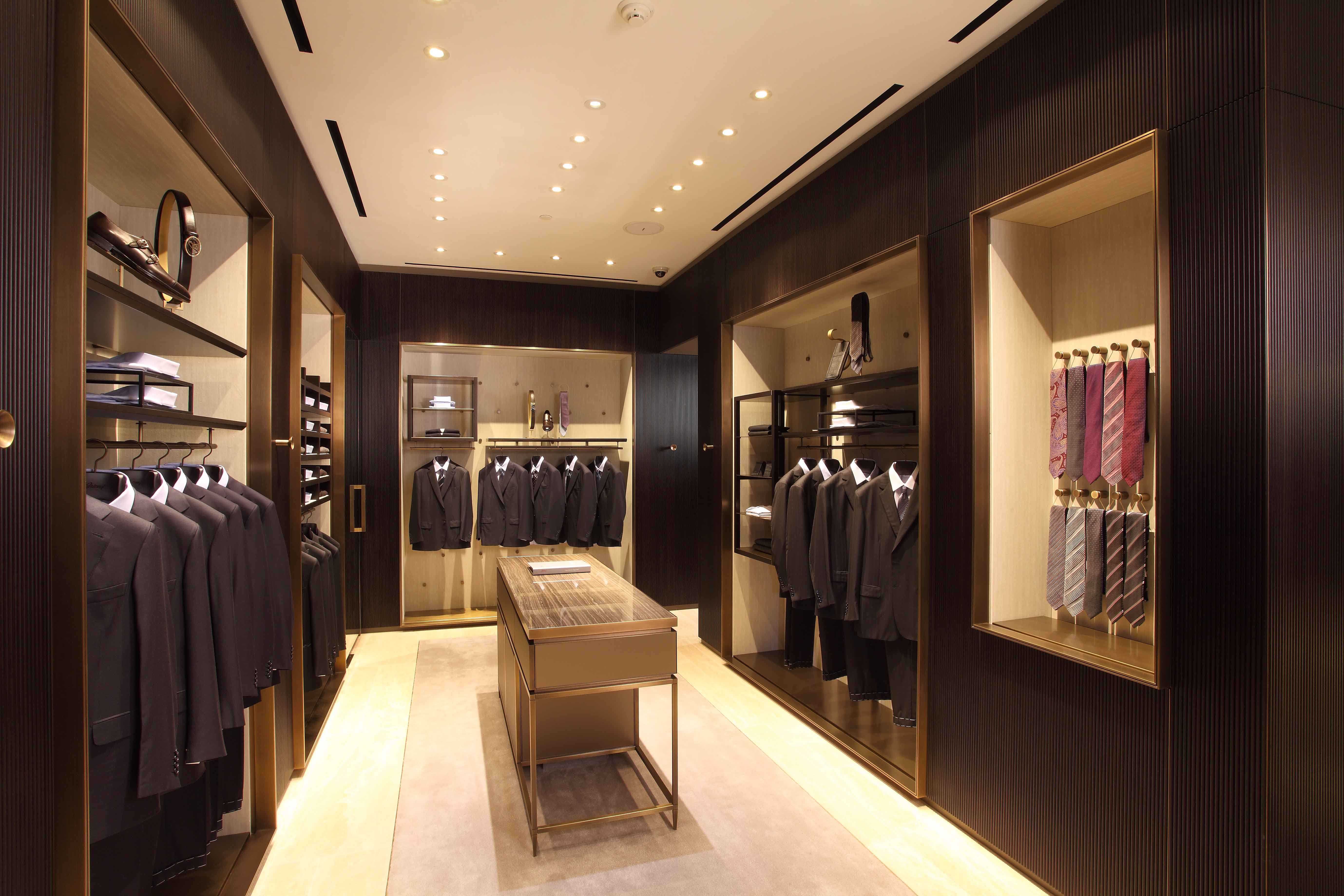 Brioni(布里奥尼)经典礼服曼谷展出