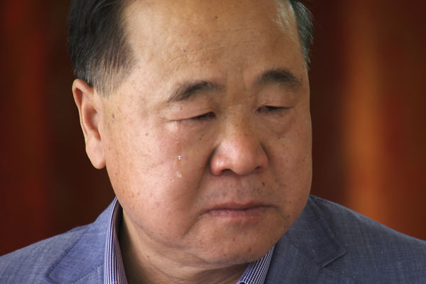 莫言谈电视剧《红高粱》:看完片花潸然泪下(图) - 新闻在线 - 开启你的新闻视角