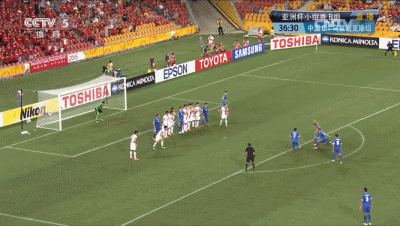 任航犯规差点又送点 对手奇葩任意球战术失败(图)