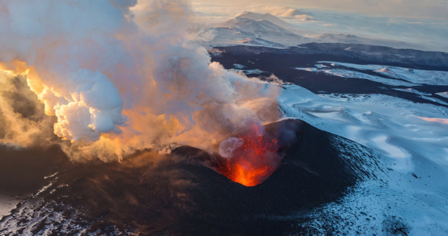 AirPano全景航拍图展现全球最壮观火山喷发场景