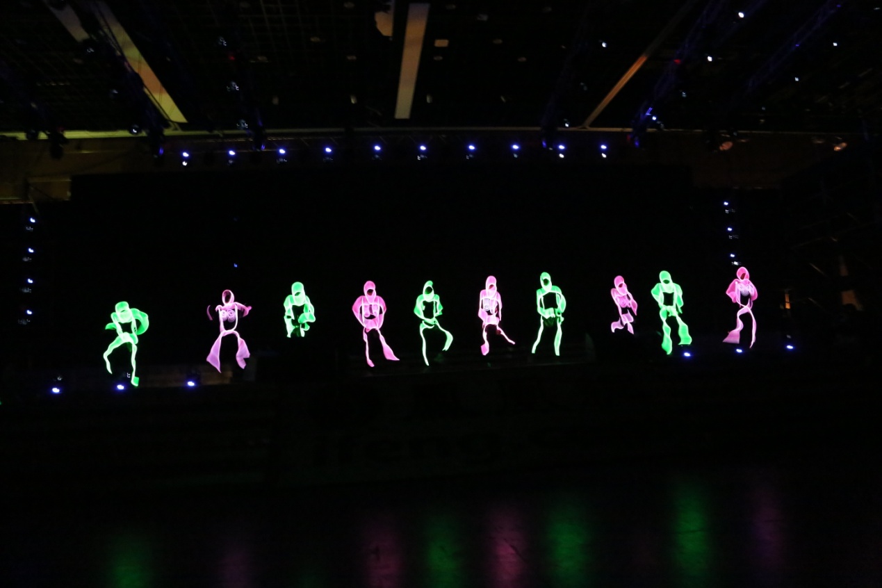 从不疯狂就死亡到飞越feng人愿 凤凰网年会拥抱媒体变革_凤凰资讯