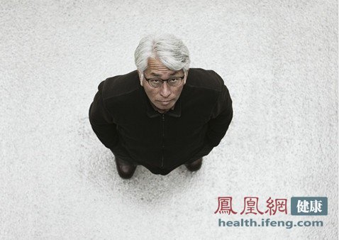 白<em>头发拔</em>一根<em>长</em>十根的说法是真是假?|头发| 一