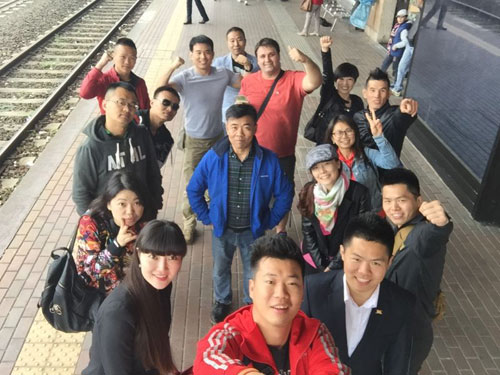 暴走吧兄弟!昆仑决大家庭在欧洲前行|昆仑决|昆