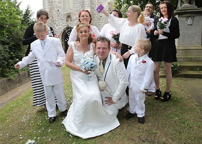 35岁新郎和61岁新娘的婚礼