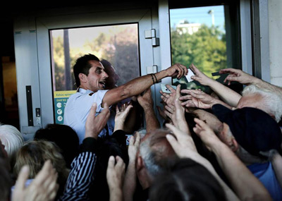 希腊退休老人的恐慌潮