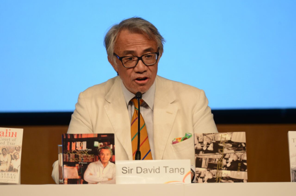 香港书展公开论坛召开,邓永锵携阿兰德波顿畅