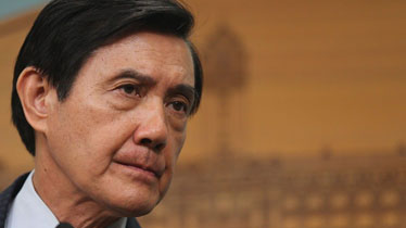 实拍马英九观看二战慰安妇题材电影 数度哽咽 