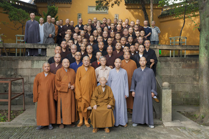 中国佛学院灵岩山分院举行第十八届开学典礼_