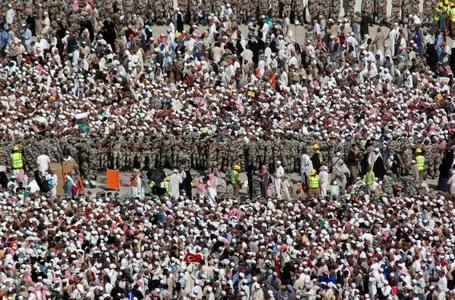 历史上<em>麦加</em>朝觐活动<em>事故</em>:30年<em>发生</em>11次 大多是