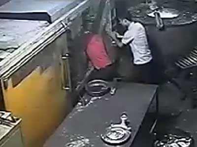 2013-03-22天天向上 柳岩曝欧弟是白马王子 与