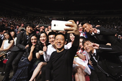 乐视CEO贾跃亭紧急住院 曾患胸腺癌|腺瘤| 患