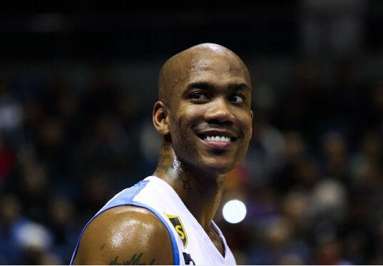 马布里微博呼吁习大大:希望主席能与篮球合张