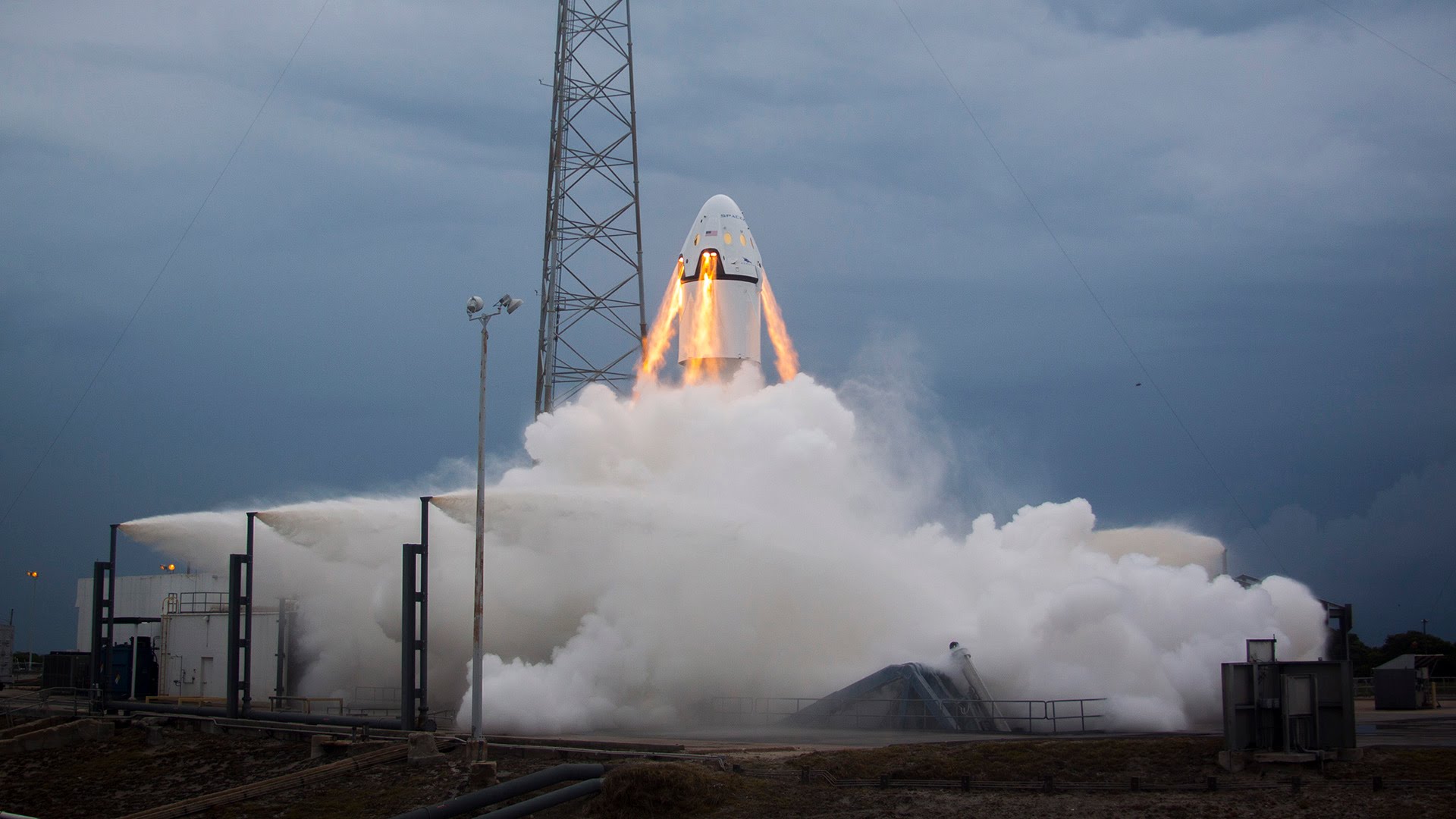 SpaceX成功发射携带西班牙卫星的“猎鹰9号”火箭 - 2018年2月23日, 俄罗斯卫星通讯社