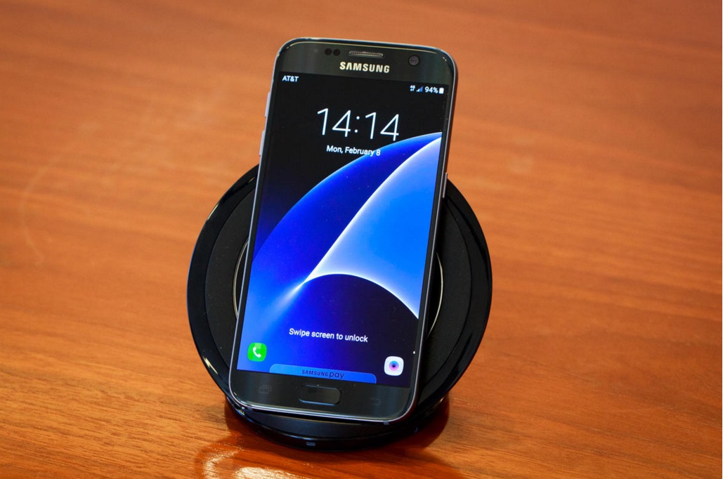 三星Galaxy S7上手评测:原来的配方 熟悉的味道|三星|Galaxy S7_凤凰科技