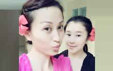 杨子前妻与女儿自拍颜值高
