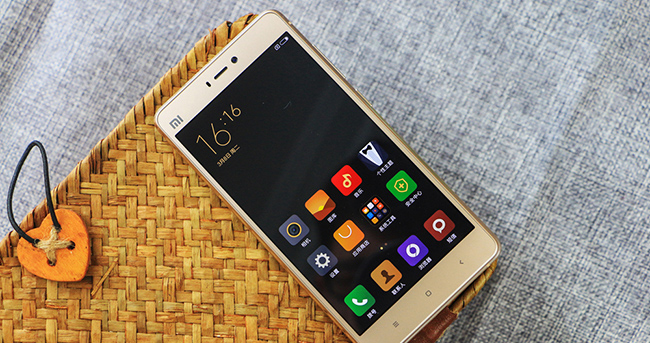 小米4S开箱：骁龙808+背部指纹识别