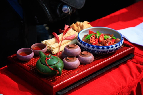 2016中国(肥东)美食文化节启幕百名厨师带来广场美食节文鼎图片