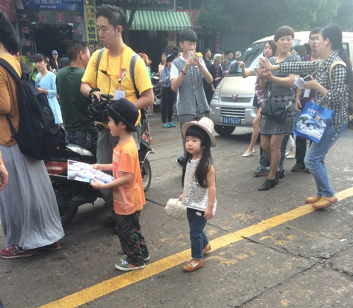 爸爸去哪儿第二季预告:萌娃们来袭