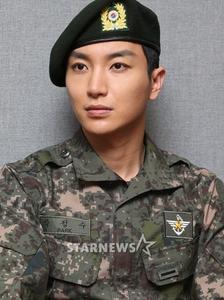 Super Junior利特父亲去世 生前书信曝光引唏嘘