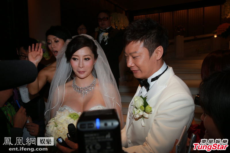 精选:TVB艺人钱嘉乐汤盈盈香港举行婚宴[高清大