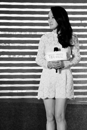 杨钰莹演出会邀毛宁加盟 “金童玉女”再现