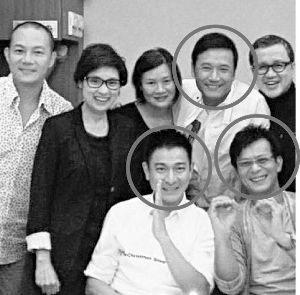 黄日华24小时照顾患病妻子 苗侨伟送保健品