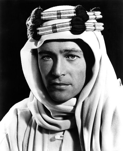 美国时间12月14日，曾主演《末代皇帝》、《冬狮》和《阿拉伯的劳伦斯》的英国著名男演员、奥斯卡终身成就奖得主彼得-奥图尔逝世，享年81岁。图为《阿拉伯的劳伦斯》剧照。