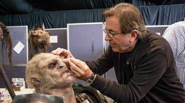 《霍比特人2》今日上映 大数据:17万枚金币打