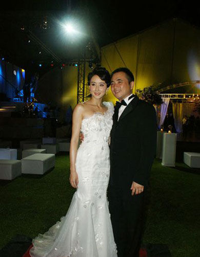 中国女星嫁外国富豪十宗“最” 胡静成拿督夫人(图)
