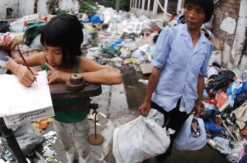 废品收购站_卖废品算什么收入